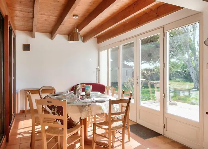 Grande Maison Pour 7 A 400m De La