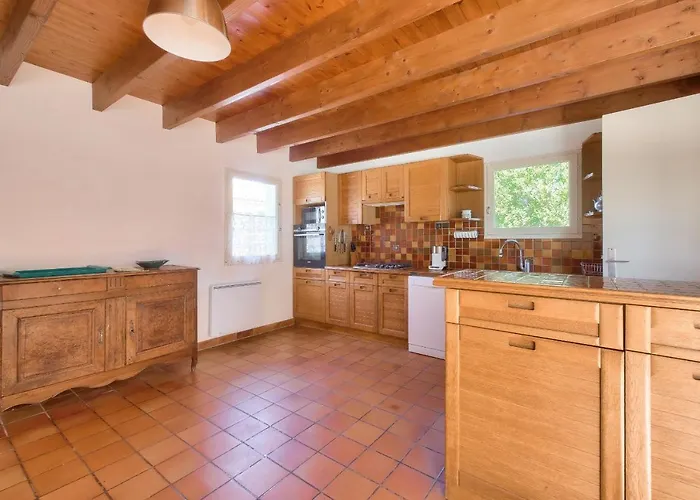 Grande Maison Pour 7 A 400m De La Сasa de vacaciones Sainte-Marie-de-Ré